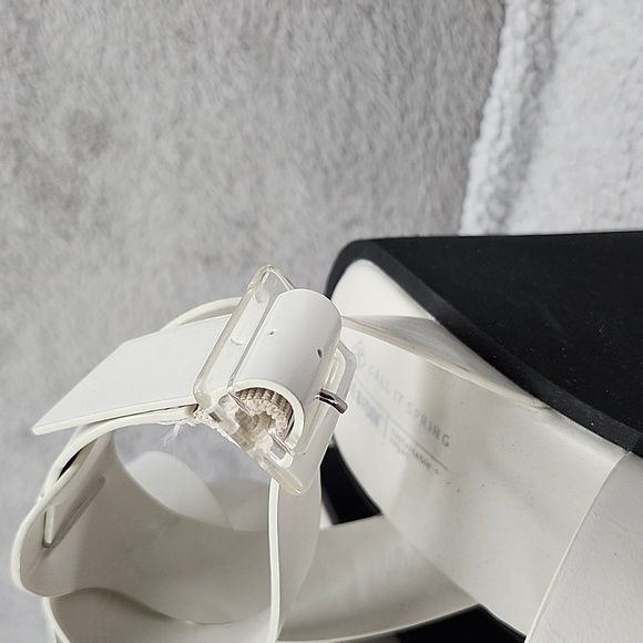 Call It Spring Women's Wave Platform Wedge Sandal Size 8 White - Picture 3 of 11